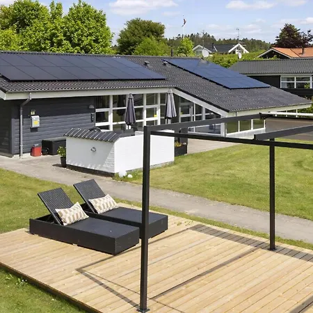 Villavilla 964 - Ebeltoft, Ostjylland * Ebeltoft